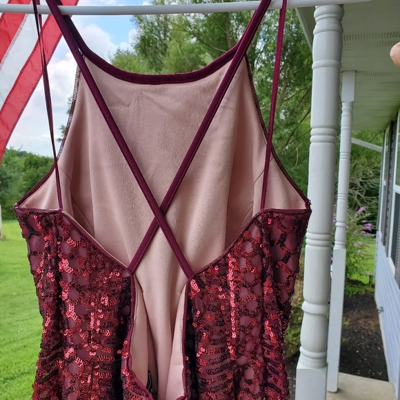 Prom/bridesmaids dress - Picture 3 of 4